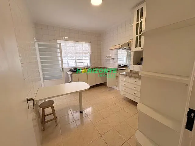 Casa 3 quartos e 2 banheiros, à venda, no bairro Urbanova em São José dos Campos