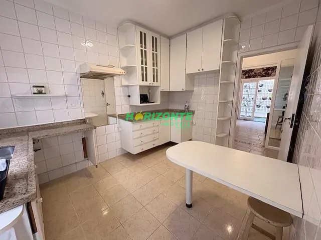 Casa 3 quartos e 2 banheiros, à venda, no bairro Urbanova em São José dos Campos