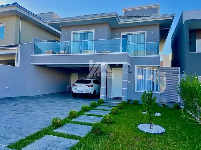 Casa com 222m², à venda, no bairro Neves em Ponta Grossa