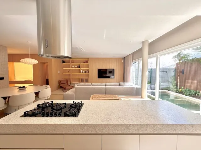 Casa com 201m² 3 quartos e 4 banheiros, à venda, no bairro Ecoville em Curitiba