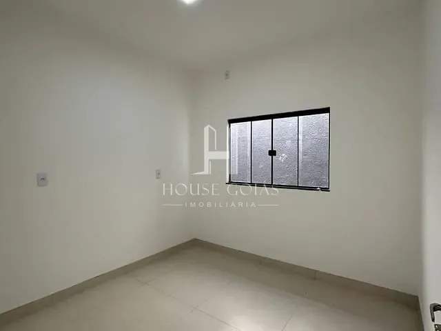 Casa com 180m² 3 quartos e 2 banheiros, à venda, no bairro Jardim Imperial II em Goianira