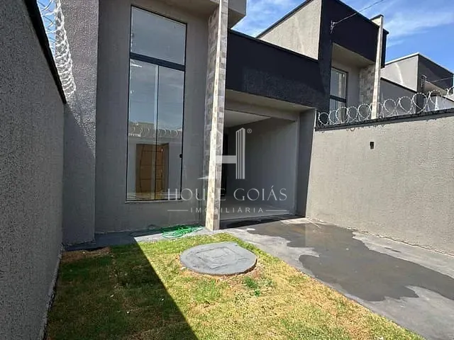 Casa com 180m² 3 quartos e 2 banheiros, à venda, no bairro Jardim Imperial II em Goianira