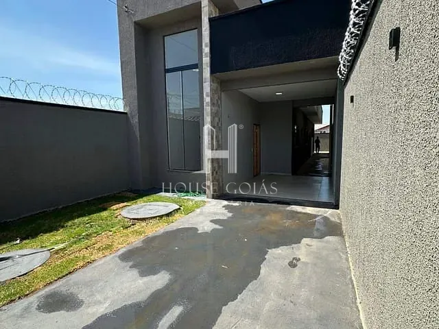 Casa com 180m² 3 quartos e 2 banheiros, à venda, no bairro Jardim Imperial II em Goianira