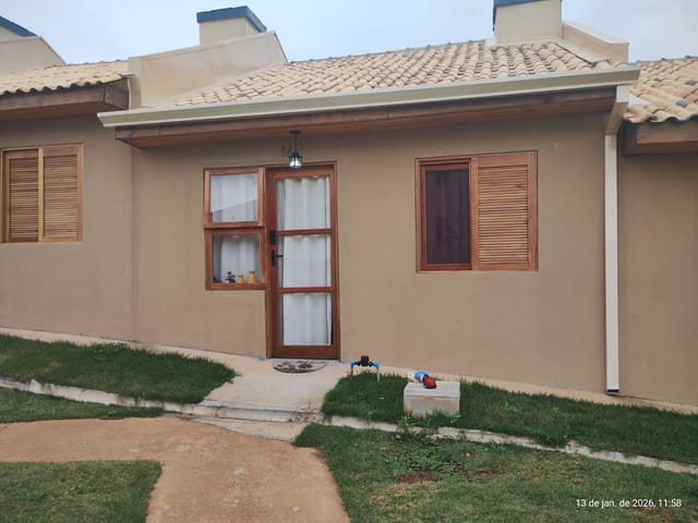 Casa com 48m² 2 quartos e 1 banheiro, à venda, no bairro Terras de São Felipe (Caucaia do Alto) em Cotia