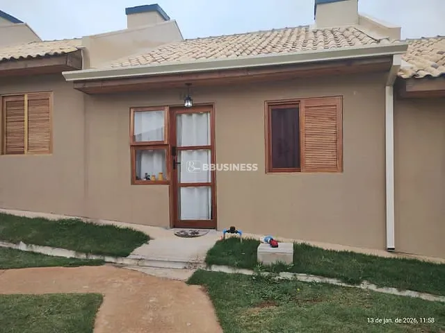 Casa com 48m² 2 quartos e 1 banheiro, à venda, no bairro Terras de São Felipe (Caucaia do Alto) em Cotia
