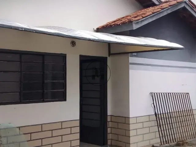 Casa 1 quarto e 1 banheiro, à venda, no bairro Jardim Santa Luzia em Guaratinguetá