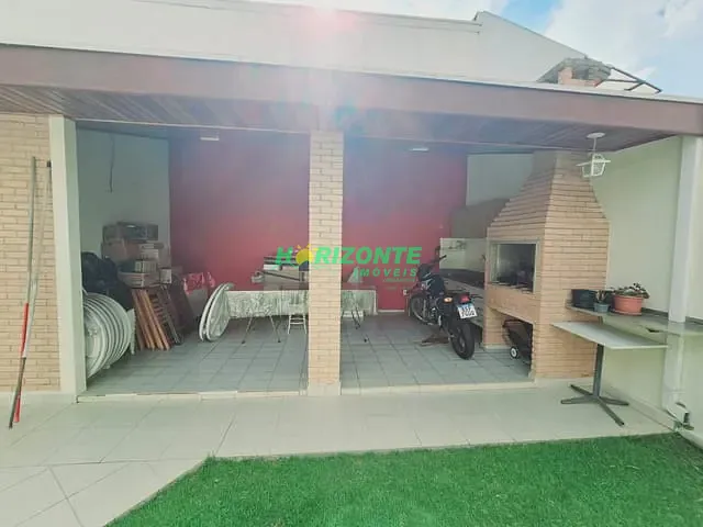 Casa com 283m² 3 quartos e 5 banheiros, à venda, no bairro Jardim das Colinas em São José dos Campos