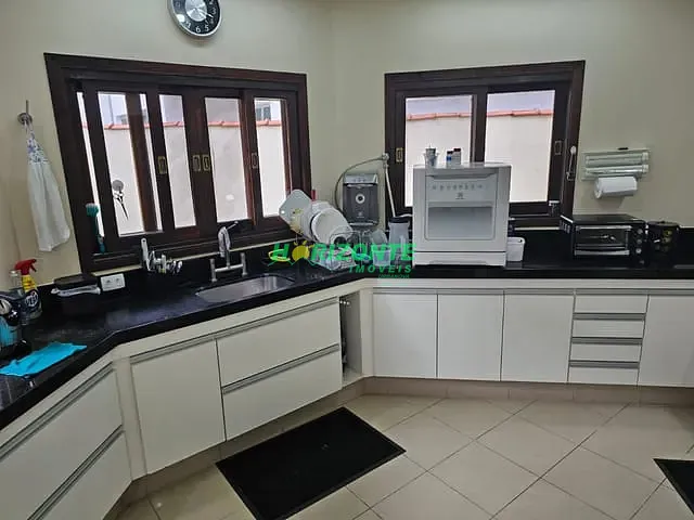 Casa com 283m² 3 quartos e 5 banheiros, à venda, no bairro Jardim das Colinas em São José dos Campos