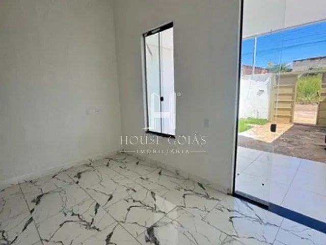 Casa com 102m² 3 quartos e 2 banheiros, à venda, no bairro Residencial Buena Vista III em Goiânia