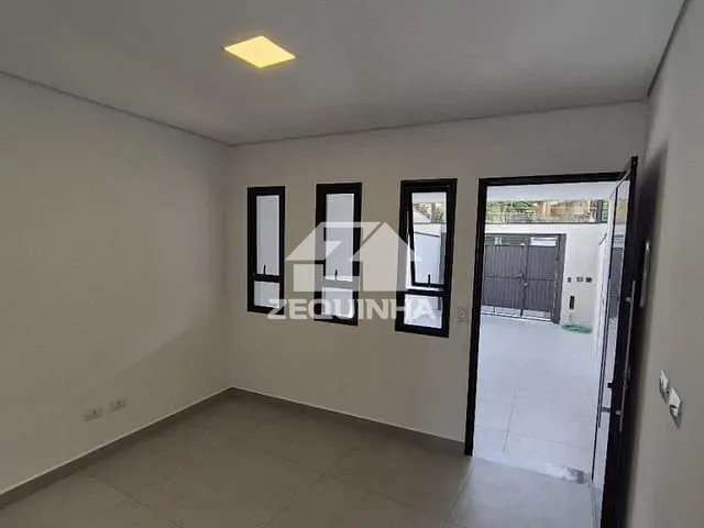 Casa com 115m² 3 quartos e 4 banheiros, à venda, no bairro Bela Vista em Osasco