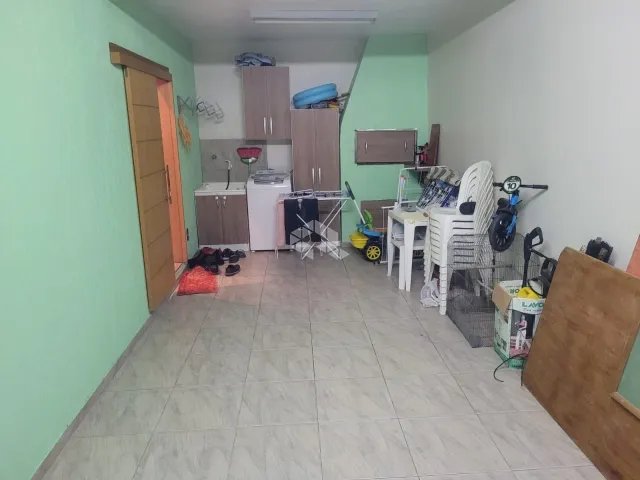 Casa 3 quartos e 2 banheiros, à venda, no bairro Jardim América em Caxias do Sul