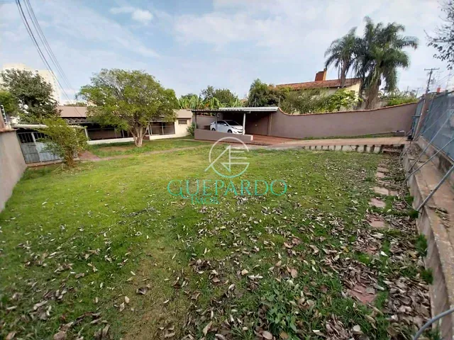 Casa com 492m² 2 quartos e 2 banheiros, à venda, no bairro Boa Vista em Londrina