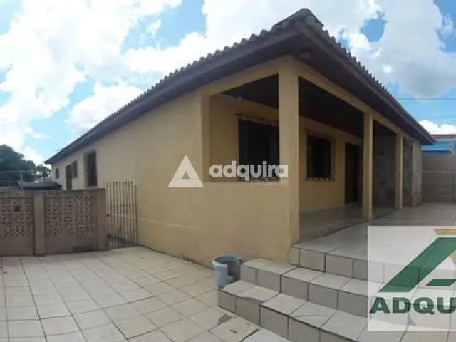 Casa com 462m² 3 quartos e 2 banheiros, à venda, no bairro Uvaranas em Ponta Grossa