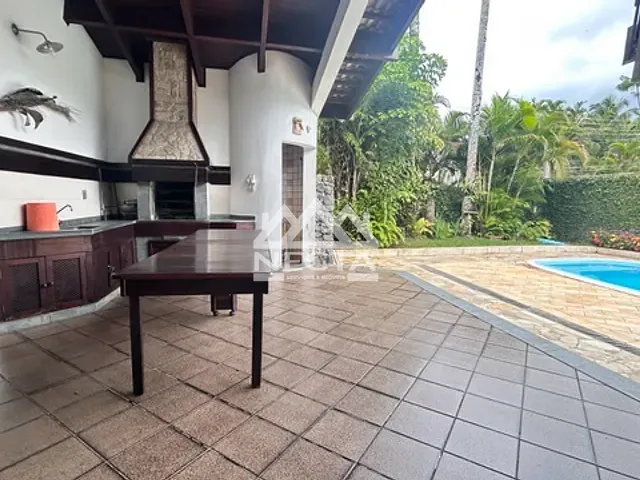 Casa com 623m² 7 quartos e 5 banheiros, à venda, no bairro Cigarras em São Sebastião