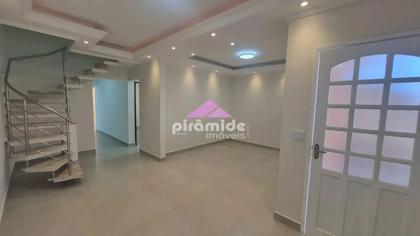 Casa, 3 quartos, 250 m² - Foto 1