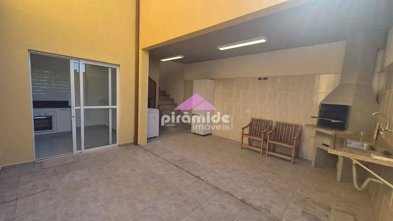 Casa, 3 quartos, 250 m² - Foto 20