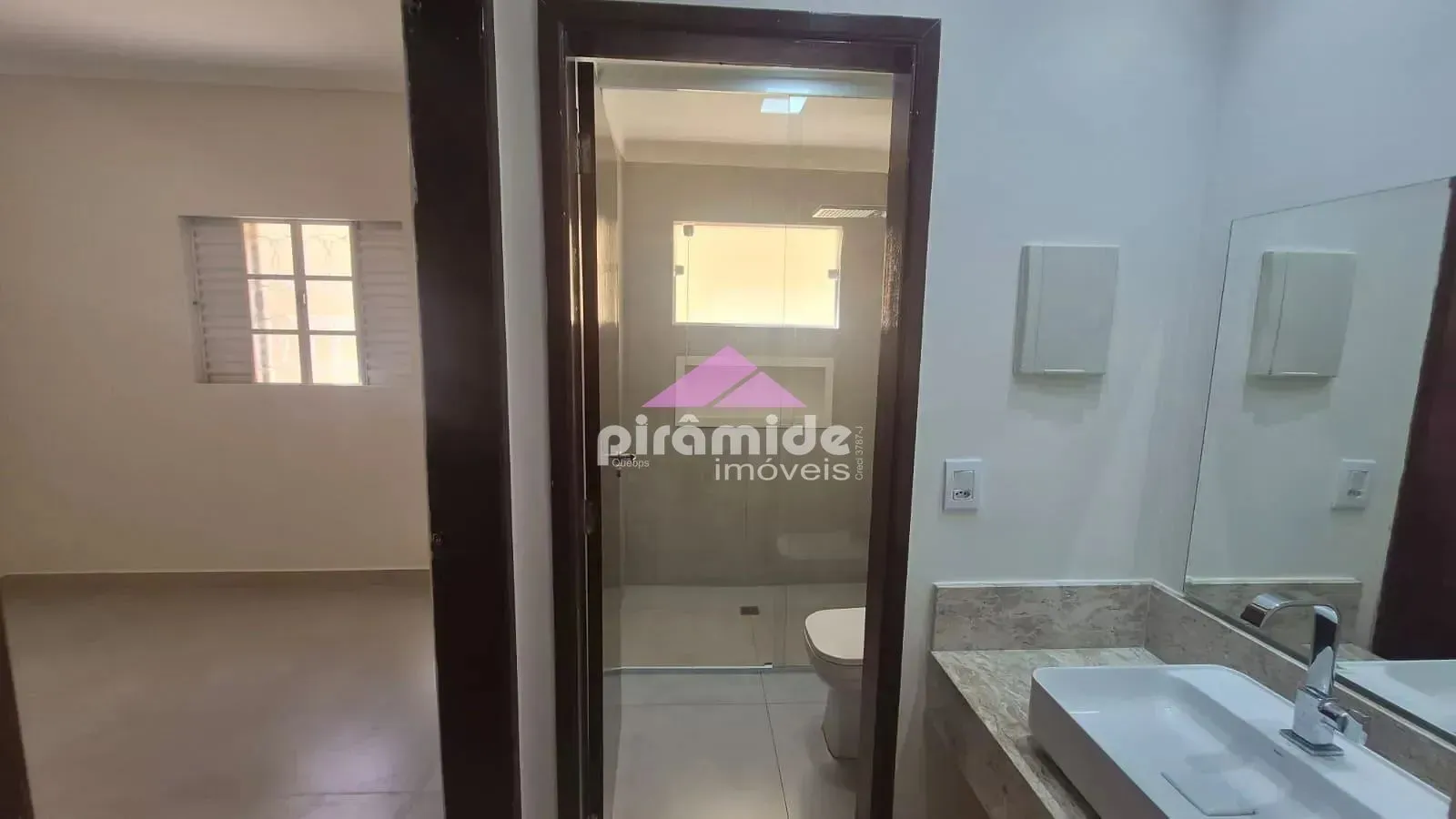 Casa, 3 quartos, 250 m² - Foto 3
