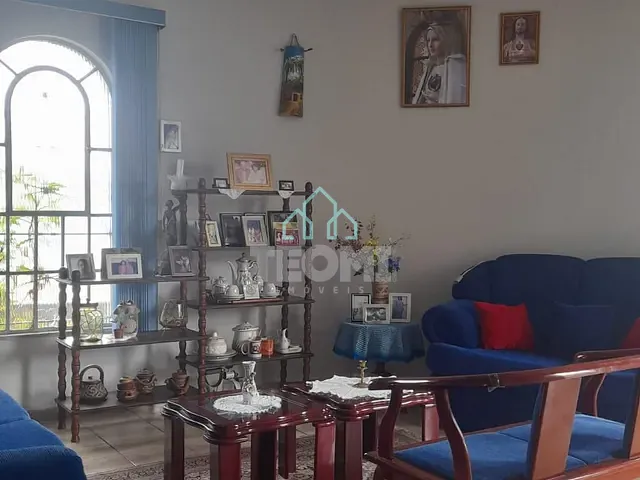 Casa 3 quartos e 4 banheiros, à venda, no bairro Parque das Flores em Taubaté