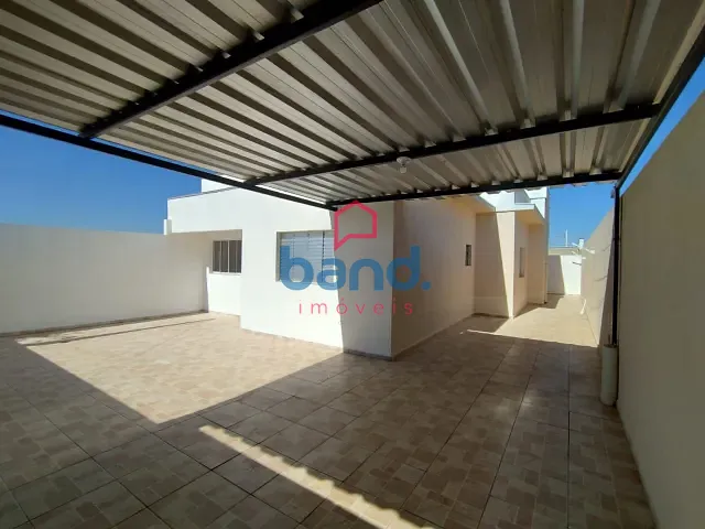 Casa 3 quartos e 2 banheiros, para alugar, no bairro Loteamento Portal Ville Cambuí em Porto Feliz