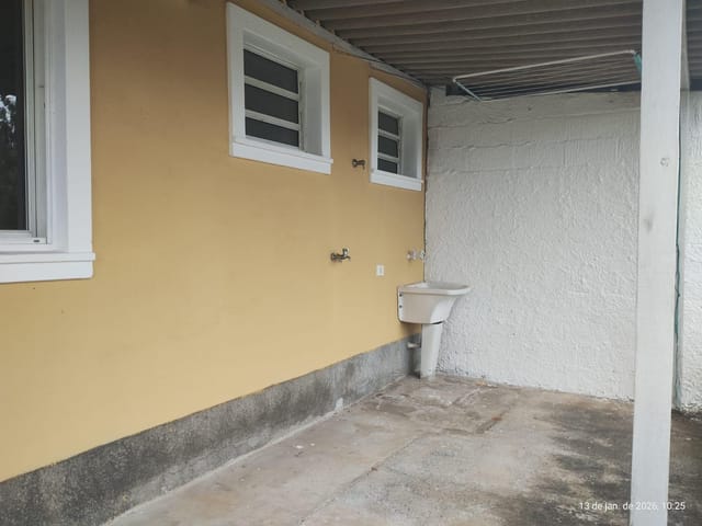 Casa com 147m² 3 quartos e 2 banheiros, para alugar, no bairro Narita Garden em Vargem Grande Paulista