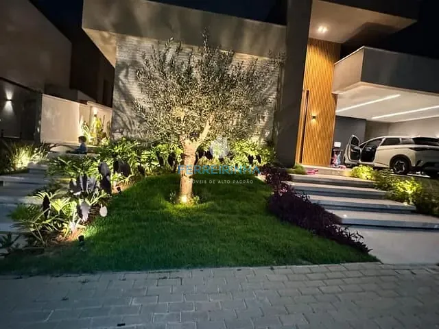Casa com 451m² 3 quartos e 4 banheiros, à venda, no bairro Urbanova em São José dos Campos