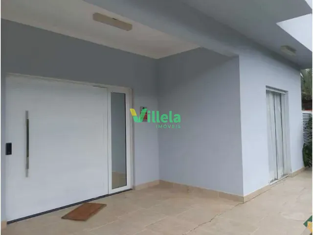 Casa 3 quartos e 2 banheiros, à venda, no bairro Centro em Bertioga