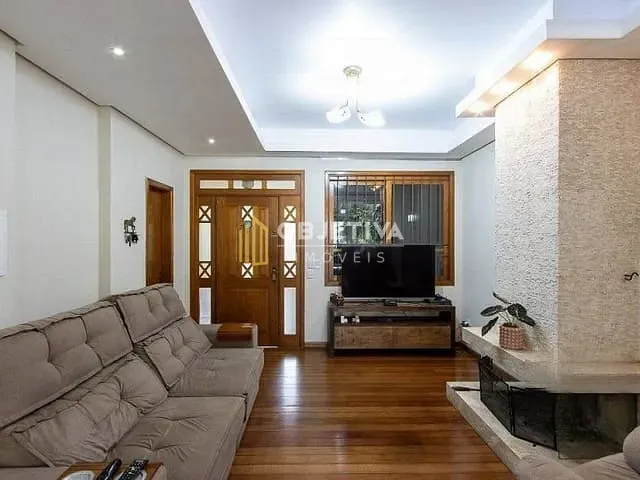 Casa com 189m² 3 quartos e 2 banheiros, à venda, no bairro Ipanema em Porto Alegre