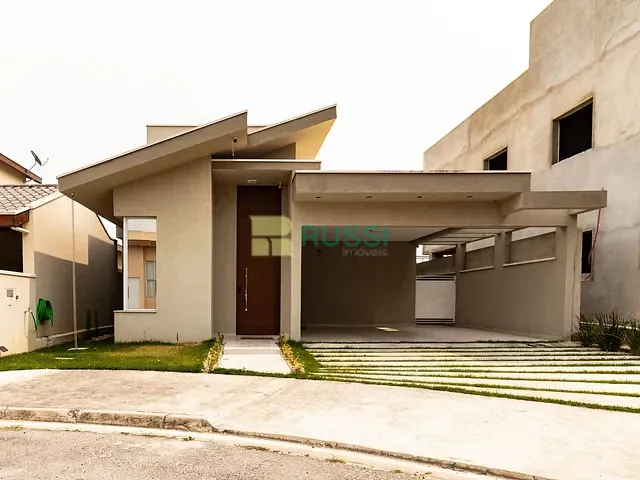 Casa com 231m² 3 quartos e 2 banheiros, à venda, no bairro Jardim Jacinto em Jacareí