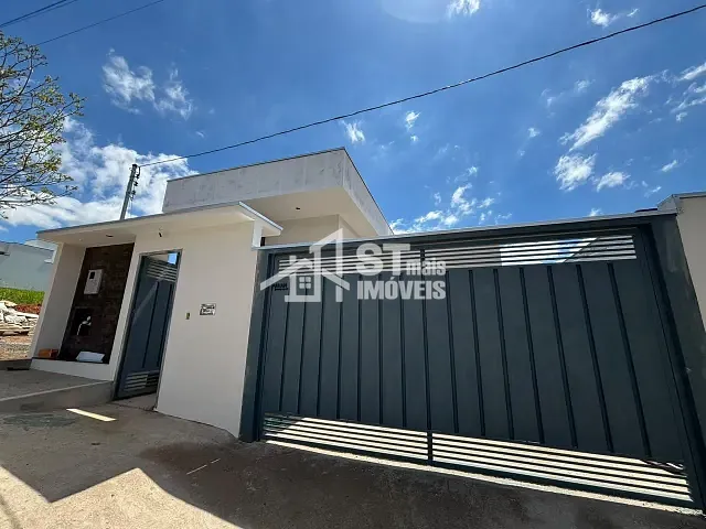 Casa 2 quartos e 1 banheiro, à venda, no bairro Veredas da Serra em Andradas