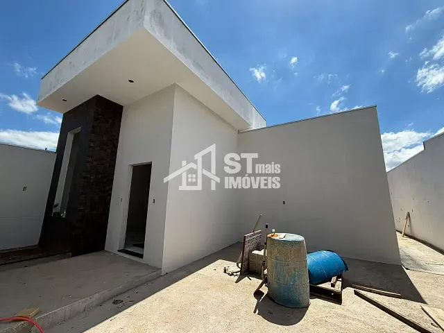 Casa 2 quartos e 1 banheiro, à venda, no bairro Veredas da Serra em Andradas