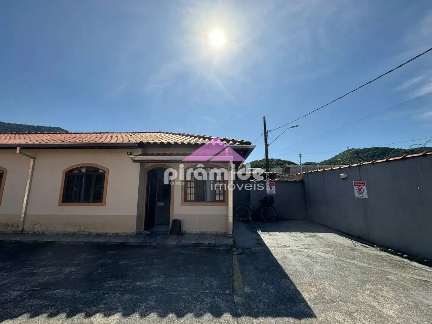 Casa, 2 quartos, 60 m² - Foto 1