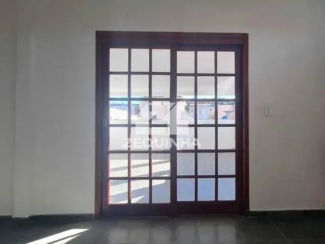 Casa com 126m² 2 quartos e 2 banheiros, à venda, no bairro Jardim de Abril em Osasco