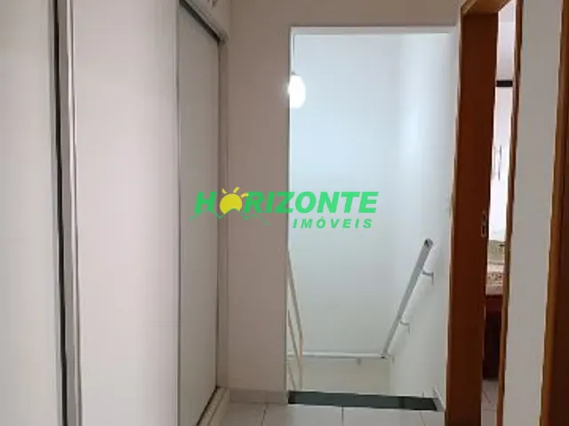 Casa com 250m² 3 quartos e 3 banheiros, à venda, no bairro Villa Branca em Jacareí