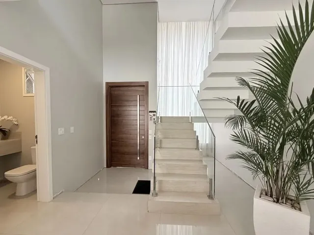 Casa com 300m² 3 quartos e 3 banheiros, à venda, no bairro Santa Felicidade em Curitiba