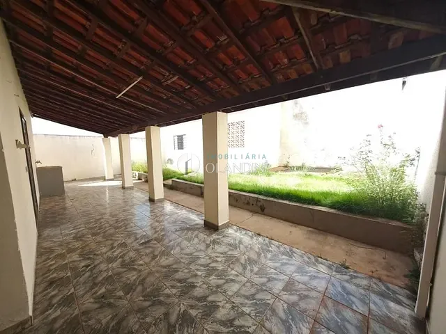 Casa com 300m² 3 quartos e 1 banheiro, à venda, no bairro Jardim do Lago em Artur Nogueira
