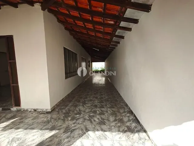 Casa com 300m² 3 quartos e 1 banheiro, à venda, no bairro Jardim do Lago em Artur Nogueira