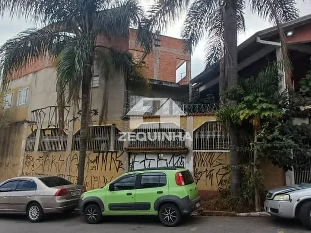 Casa com 205m² 5 quartos e 5 banheiros, à venda, no bairro Cipava em Osasco