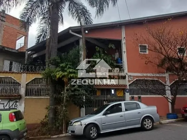 Casa com 205m² 5 quartos e 5 banheiros, à venda, no bairro Cipava em Osasco