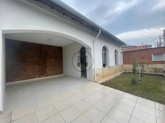 Casa 3 quartos e 3 banheiros, à venda, no bairro Nova Guará em Guaratinguetá