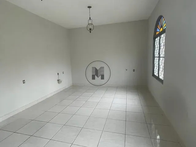 Casa 3 quartos e 3 banheiros, à venda, no bairro Nova Guará em Guaratinguetá