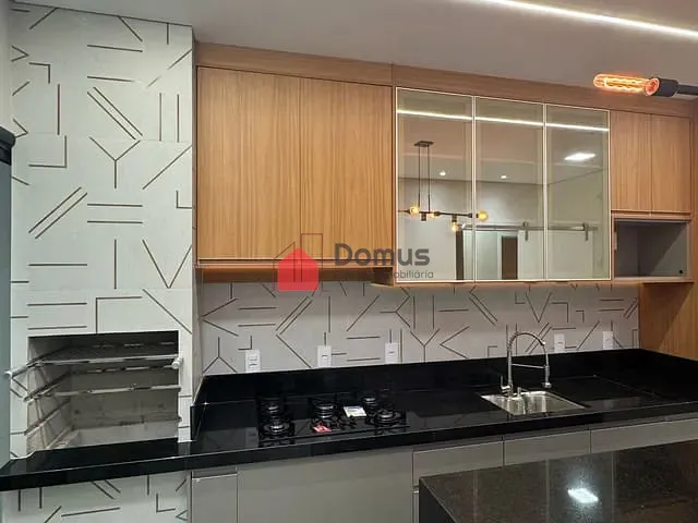 Casa com 175m² 3 quartos e 2 banheiros, à venda, no bairro Loteamento Industrial Água Preta em Pindamonhangaba
