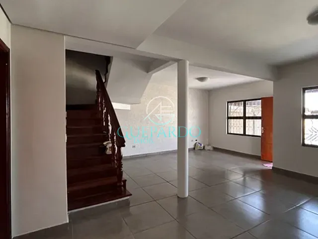 Casa com 200m² 3 quartos e 3 banheiros, à venda, no bairro Portal de Versalhes 2 em Londrina