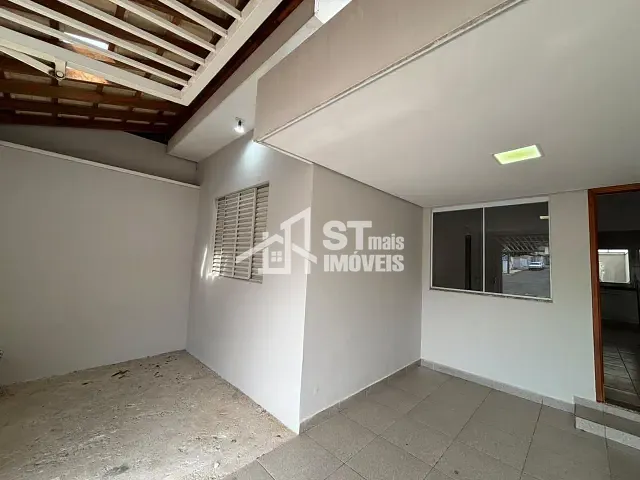 Casa 2 quartos e 1 banheiro, à venda, no bairro Jardim Europa II em Andradas