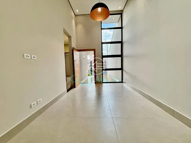 Casa com 180m² 3 quartos e 2 banheiros, à venda, no bairro Jardim Burle Marx em Londrina
