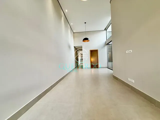 Casa com 180m² 3 quartos e 2 banheiros, à venda, no bairro Jardim Burle Marx em Londrina