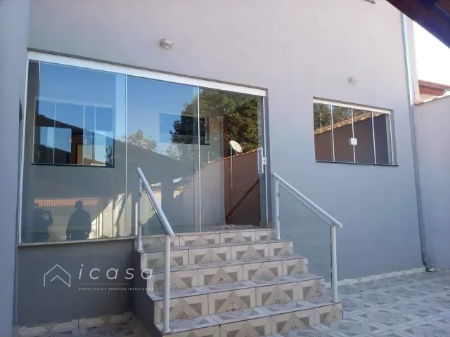 Casa com 250m² 2 quartos e 3 banheiros, à venda, no bairro Vila Menino Jesus em Caçapava