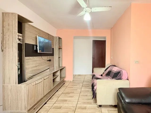 Casa com 510m² 5 quartos e 3 banheiros, à venda, no bairro São Lourenço em Curitiba