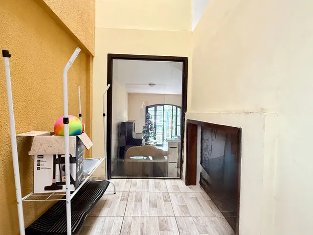 Casa com 510m² 5 quartos e 3 banheiros, à venda, no bairro São Lourenço em Curitiba