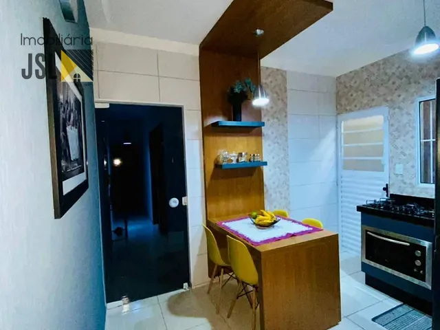 Casa 2 quartos e 3 banheiros, à venda, no bairro Residencial Jequitibá em Caçapava