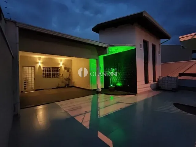 Casa com 300m² 3 quartos e 3 banheiros, à venda, no bairro Jardim Europa em Artur Nogueira